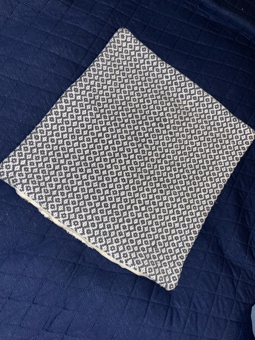 Geometric Knit 100% Cotton Pillow Sham Cover~Grey and Cream-1sham
